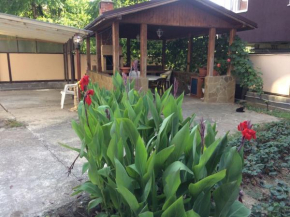 Apartment on Rakhmaninova